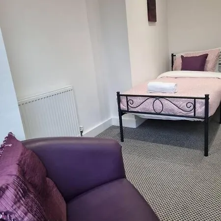 Make Yourself At Home! Large Rooms, Comfy شقة *