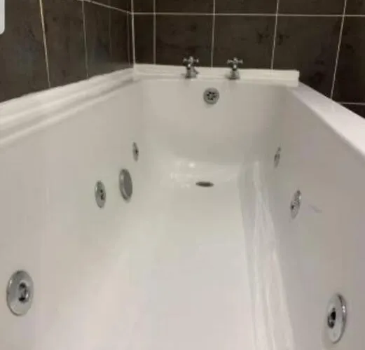 Make Yourself At Home! Large Rooms, Comfy Leeds (West Yorkshire)