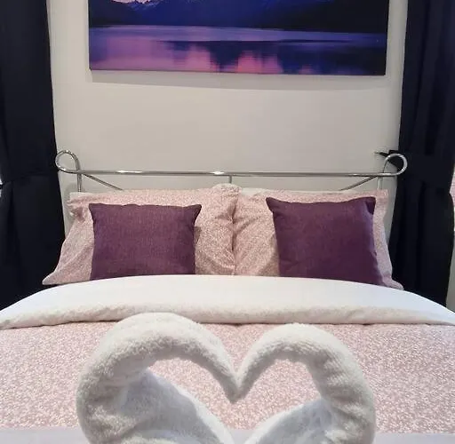 公寓 Make Yourself At Home! Large Rooms, Comfy 利兹